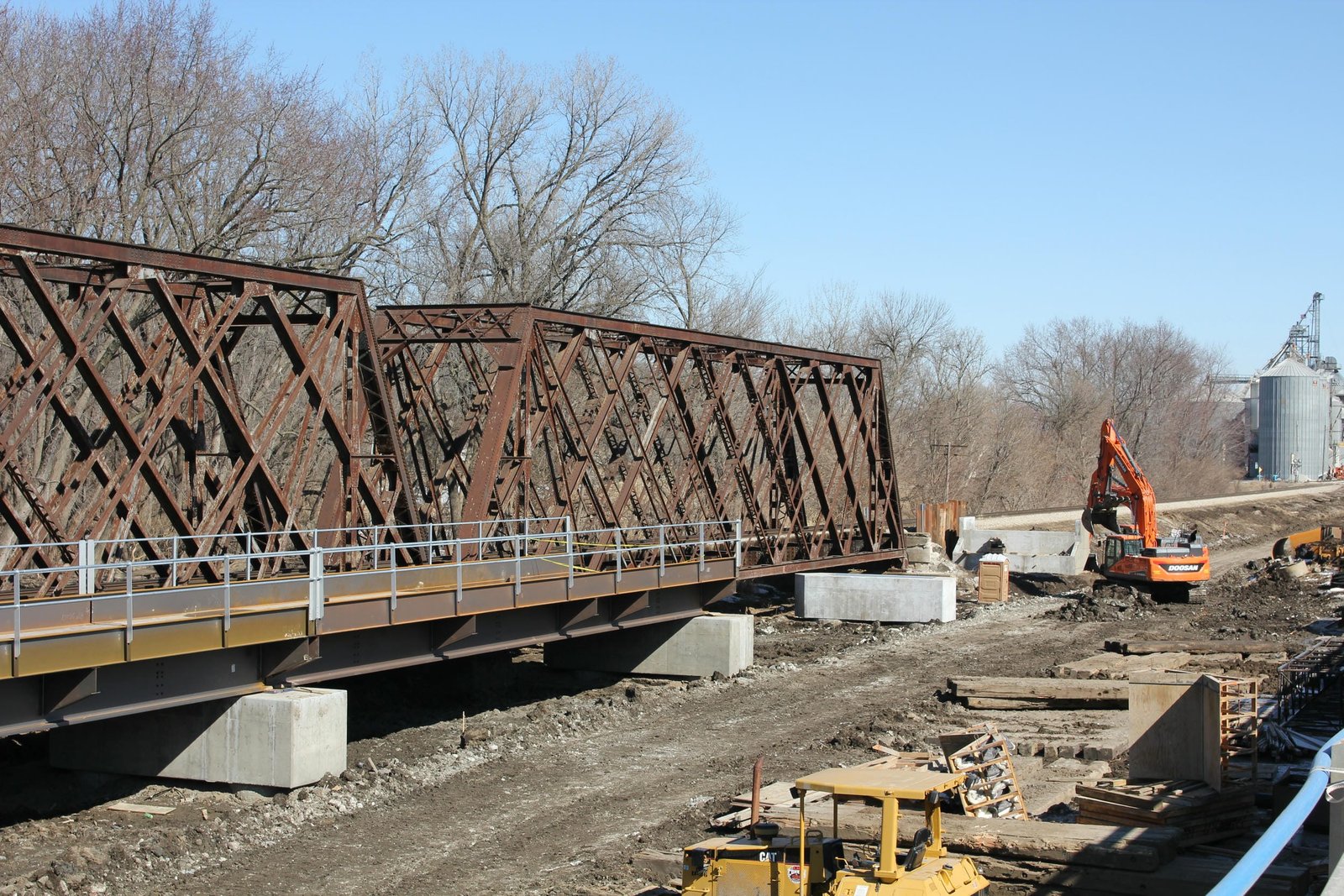 East span (span #1) during replacement